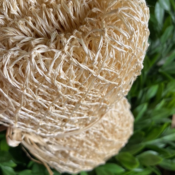 Pottery Barn Hand Woven Abaca Large Net Table Runner Nautical Natural Decoration - Picture 10 of 11